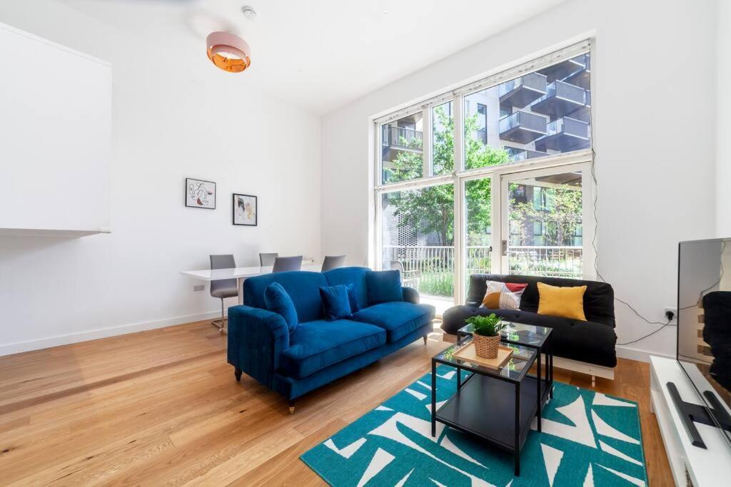 Stunning New 3 Bdr Duplex Wbalcony, East London Apartment Luaran gambar